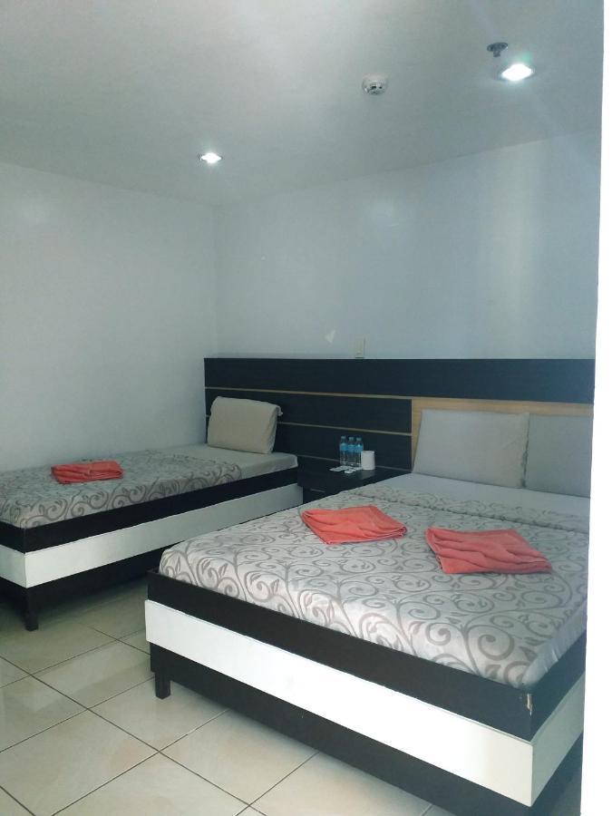 Global 88 Apartelle Cebu Exterior photo